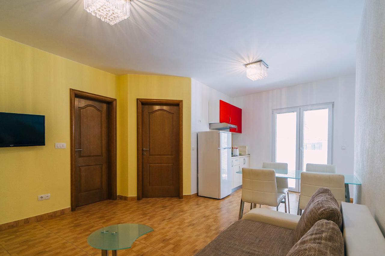 Apartments Luxur Center Baska Voda Ngoại thất bức ảnh