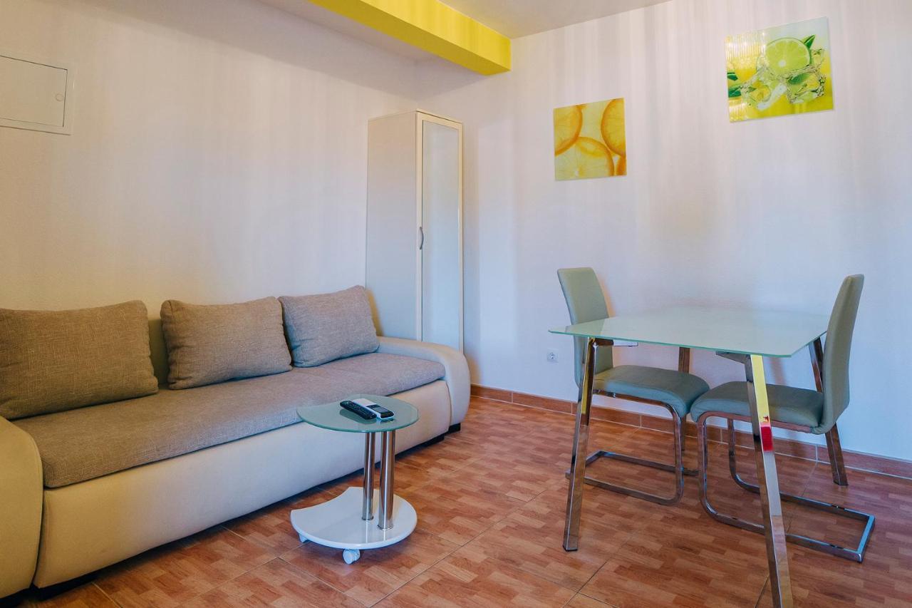 Apartments Luxur Center Baska Voda Ngoại thất bức ảnh