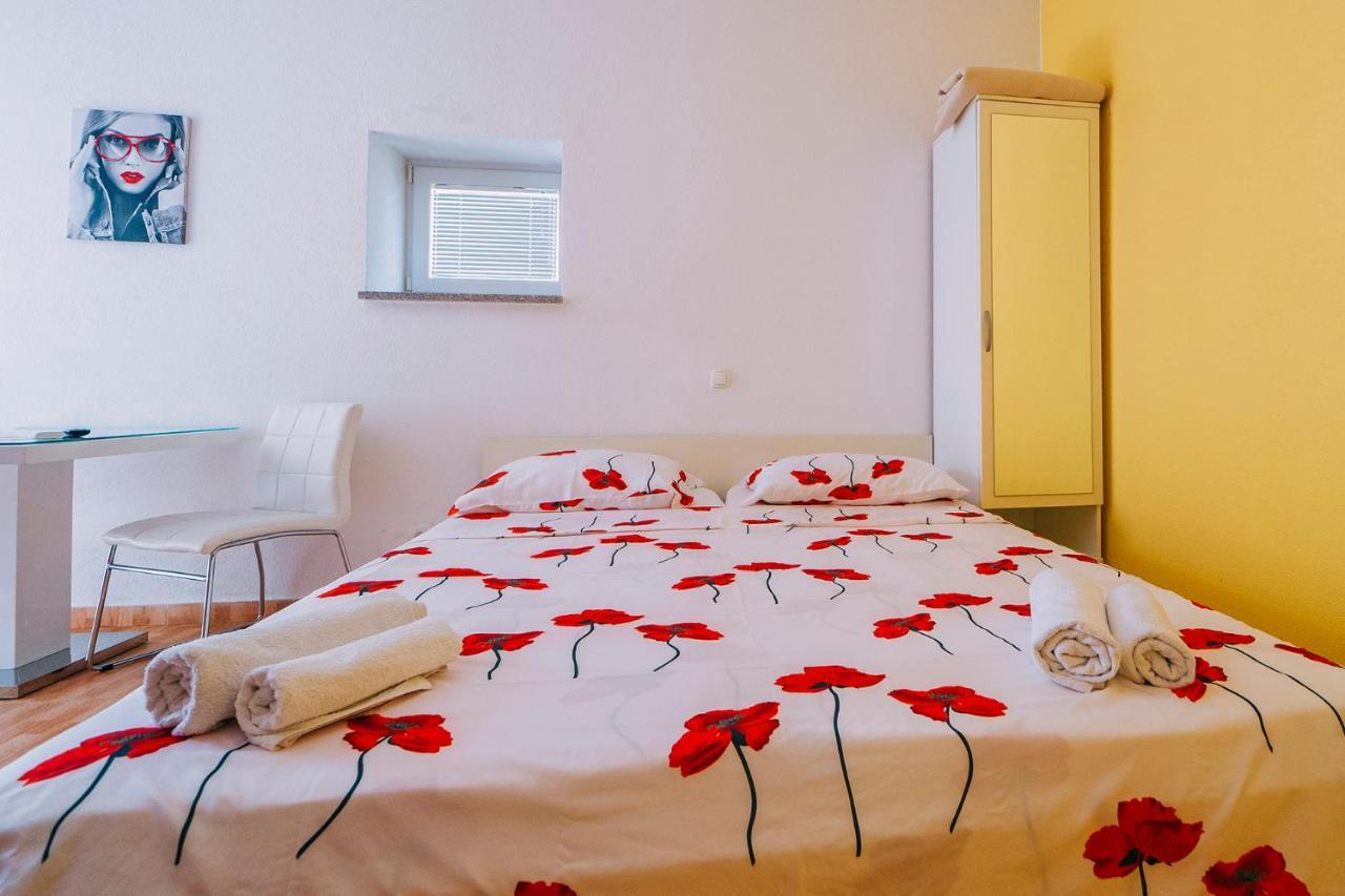 Apartments Luxur Center Baska Voda Ngoại thất bức ảnh